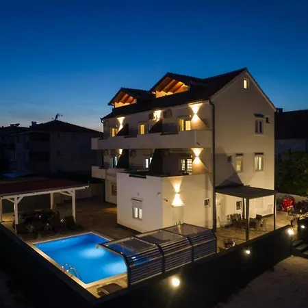 In Okrug Gornji With Sea View, Terrace, Air Conditioning, Wifi 5134-4 公寓 *